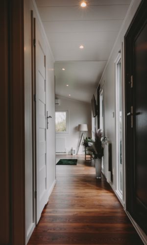 prabangūs nameliai darbuotojams